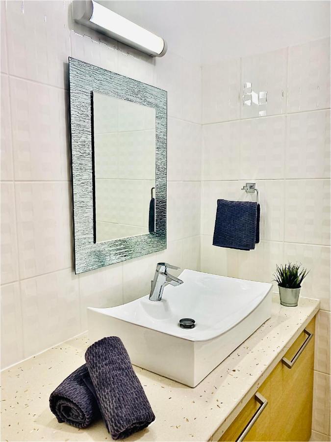شقة The Penthouse 401 لارنكا المظهر الخارجي الصورة