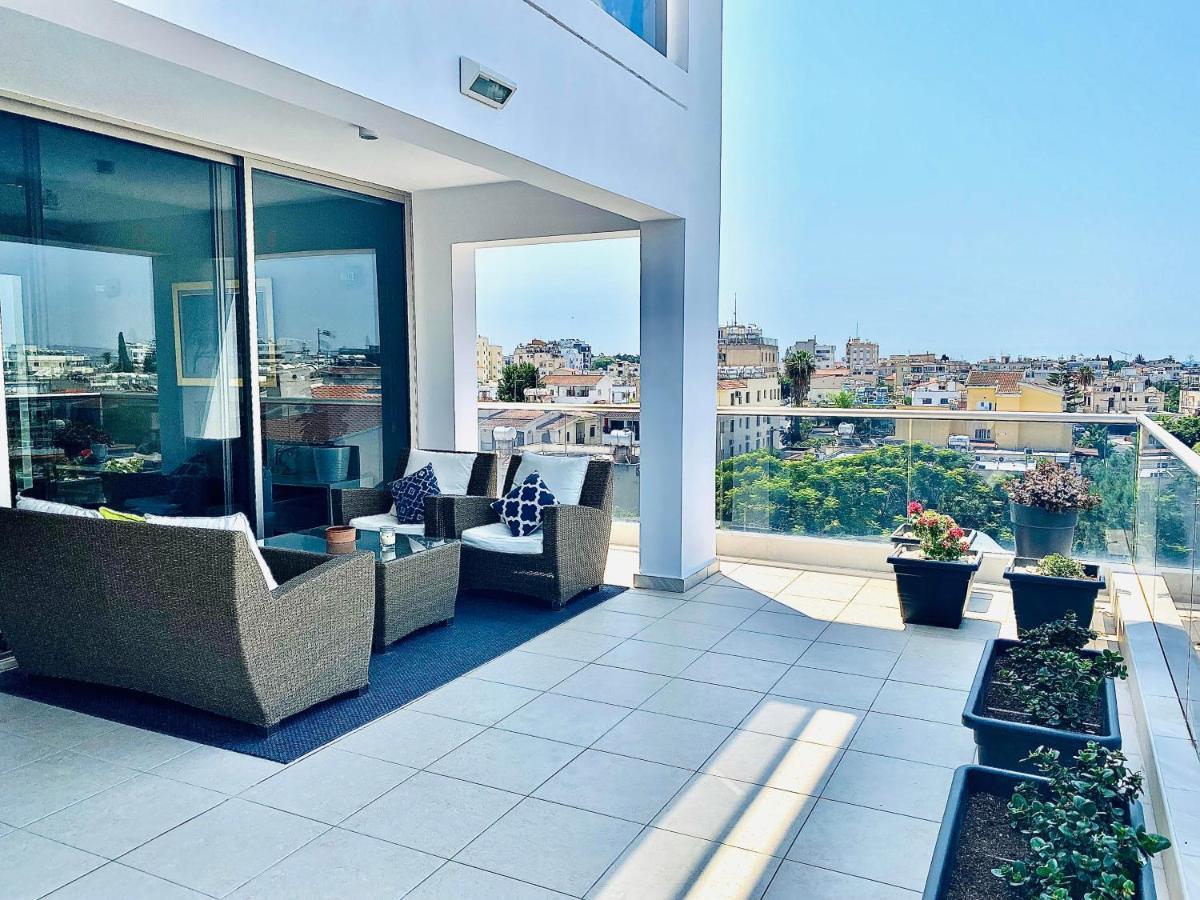 شقة The Penthouse 401 لارنكا المظهر الخارجي الصورة
